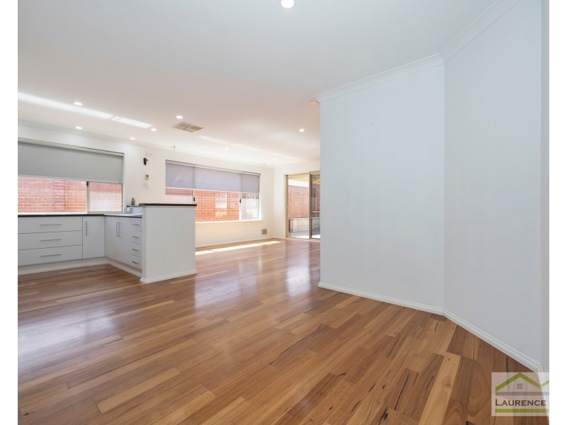 31 Savona Grove, Mindarie WA 6030