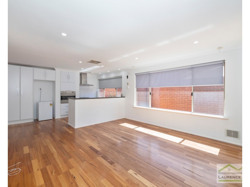 31 Savona Grove, Mindarie WA 6030