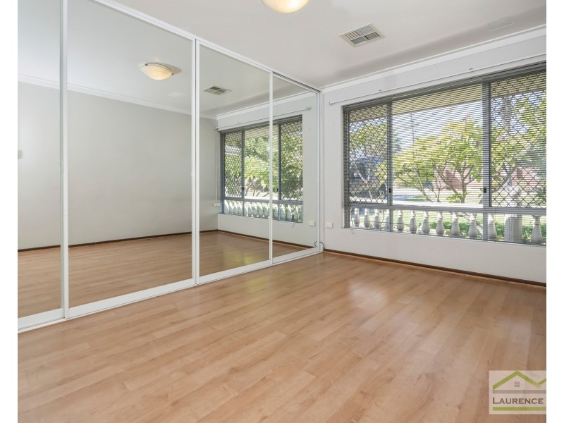 13 Ellison Drive, Padbury WA 6025