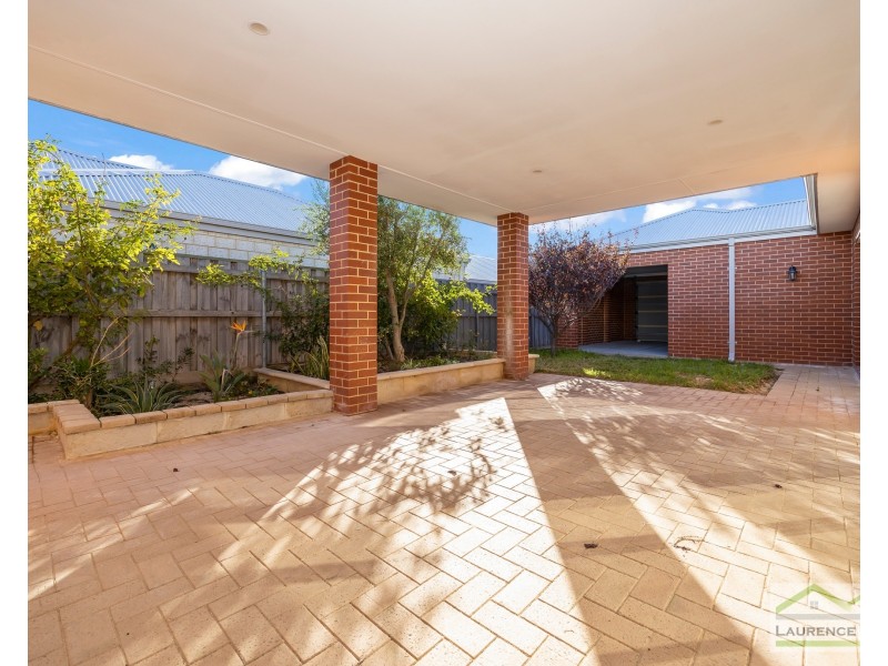 6 Windward Street, Yanchep WA 6035
