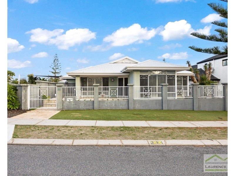 22 Honiara Way, Mindarie WA 6030