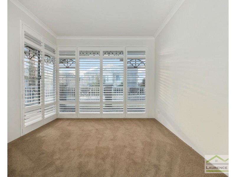 22 Honiara Way, Mindarie WA 6030