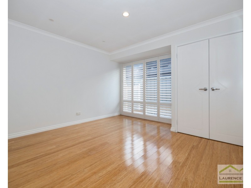 22 Honiara Way, Mindarie WA 6030