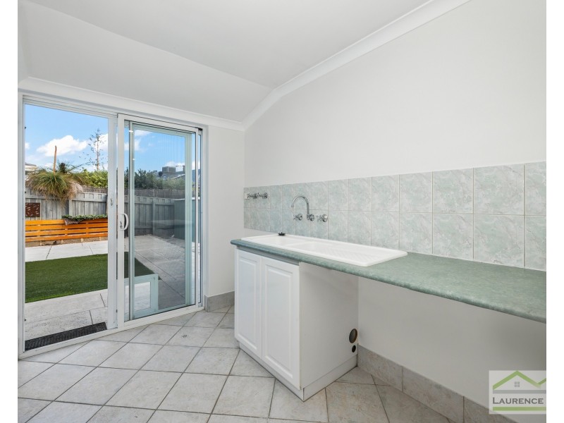 22 Honiara Way, Mindarie WA 6030
