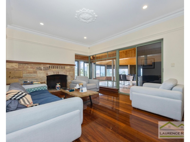 3 Kinsale Drive, Mindarie WA 6030