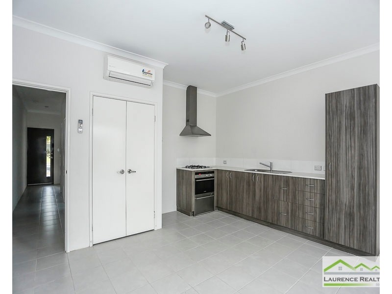 69 Doncaster Grange, Butler WA 6036