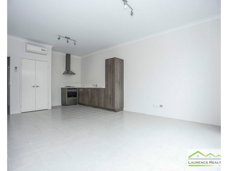 69 Doncaster Grange, Butler WA 6036