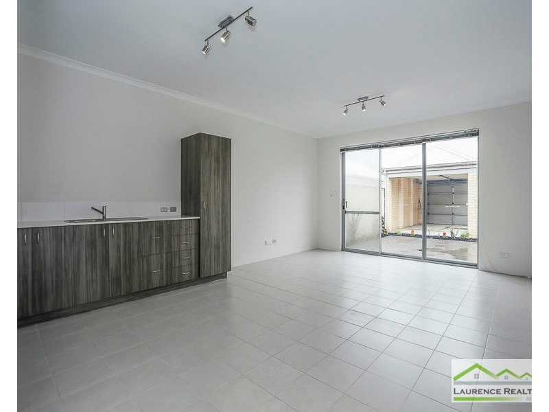 69 Doncaster Grange, Butler WA 6036