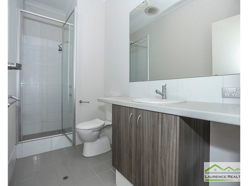 69 Doncaster Grange, Butler WA 6036