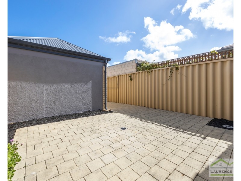251 Camborne Parkway, Butler WA 6036