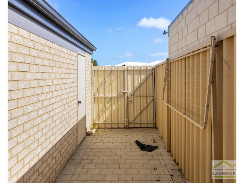 251 Camborne Parkway, Butler WA 6036