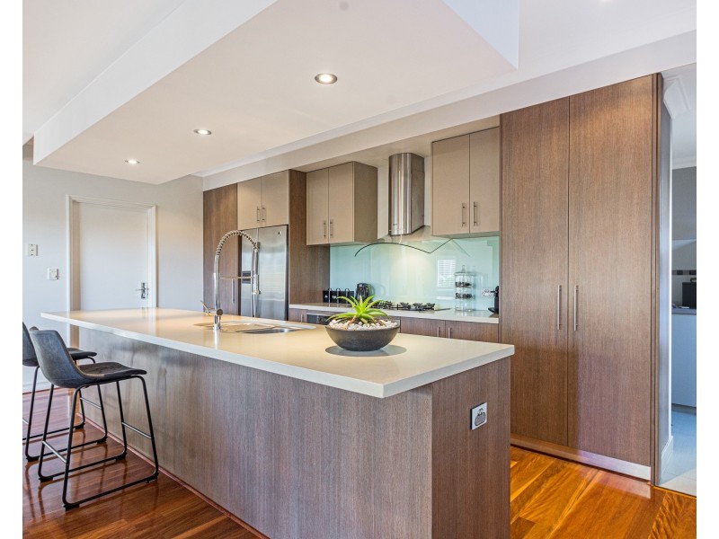 2 Itea Place, Mindarie WA 6030