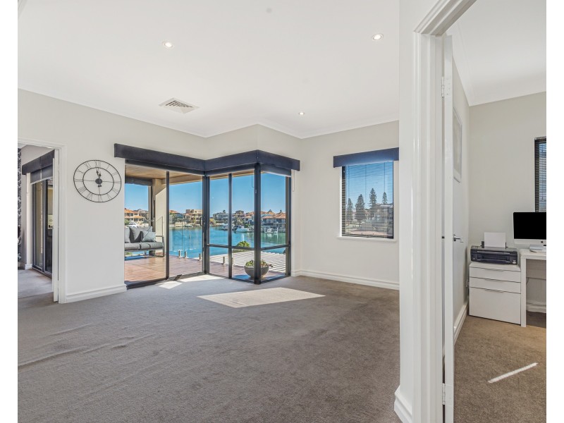 2 Itea Place, Mindarie WA 6030