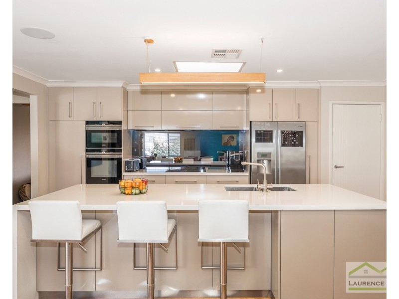 32 Diamond Drive, Ocean Reef WA 6027