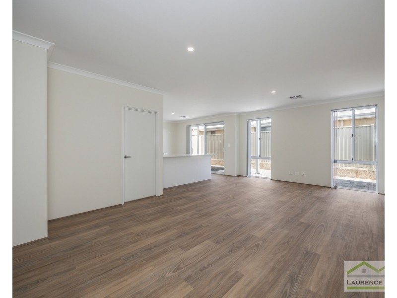 11 Coasting Road, Alkimos WA 6038