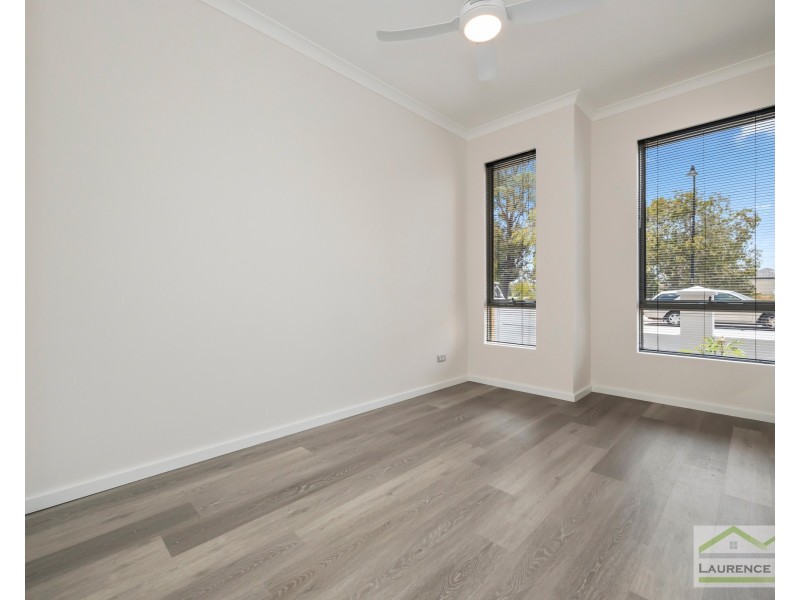 8 Larkhall Way, Butler WA 6036
