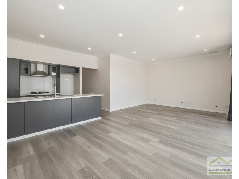 8 Larkhall Way, Butler WA 6036