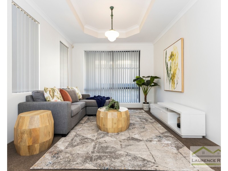 8 Ayr Way, Mindarie WA 6030