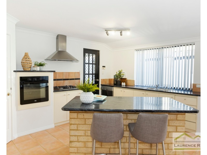 8 Ayr Way, Mindarie WA 6030