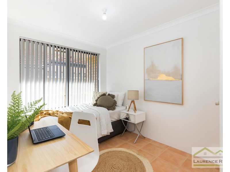 8 Ayr Way, Mindarie WA 6030