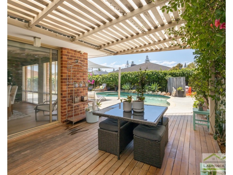 26 Dakar Way, Mindarie WA 6030