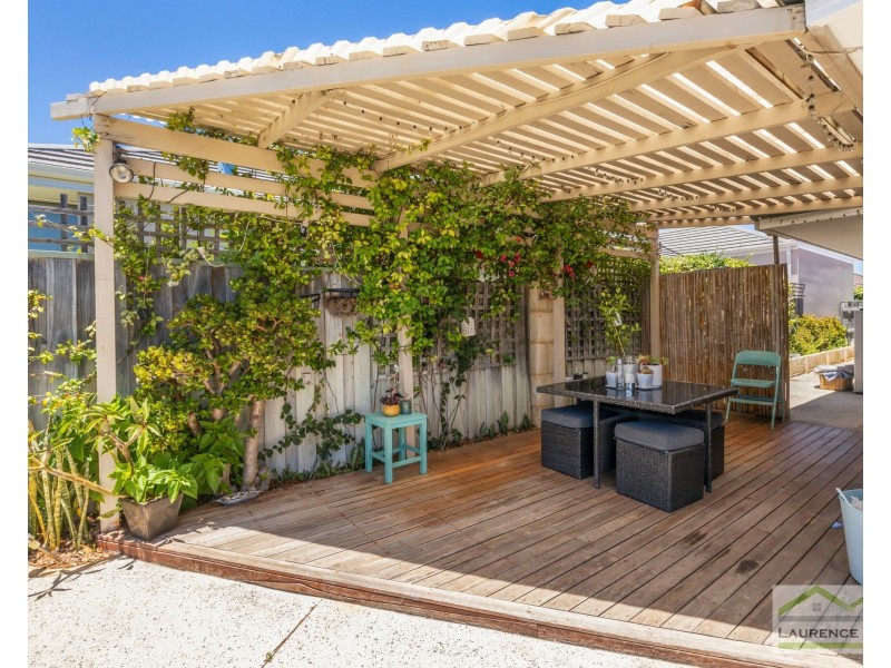 26 Dakar Way, Mindarie WA 6030
