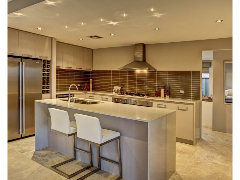 25 Newmarket Parade, Butler WA 6036