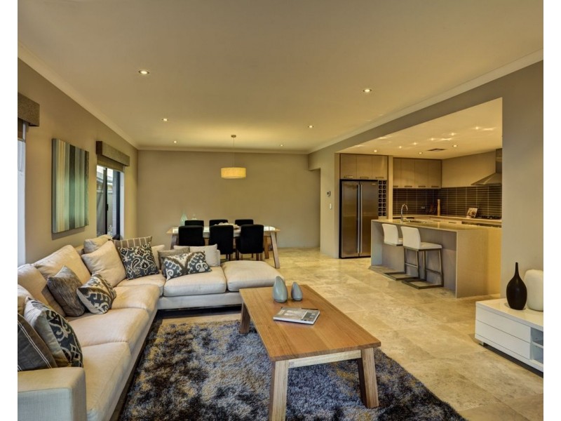 25 Newmarket Parade, Butler WA 6036