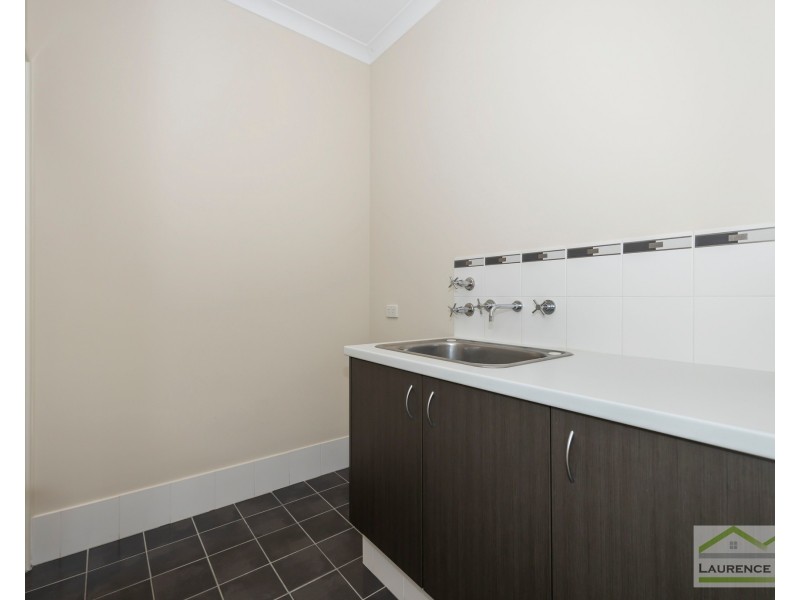 16 Navarre Way, Butler WA 6036