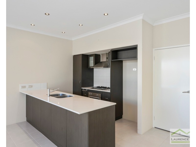 16 Navarre Way, Butler WA 6036