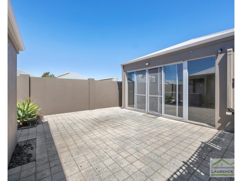 16 Navarre Way, Butler WA 6036