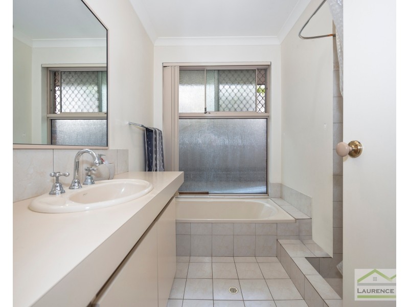 28 Daydream Way, Ridgewood WA 6030