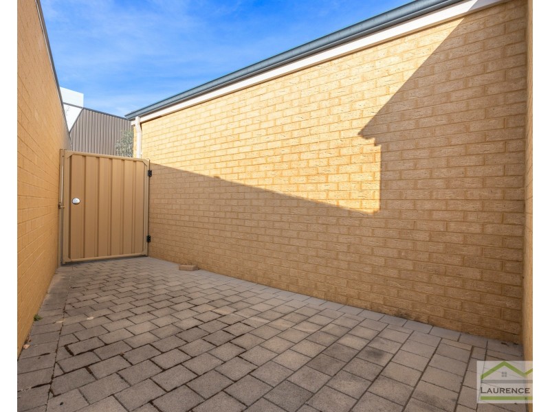 4 Haverhill Road, Butler WA 6036