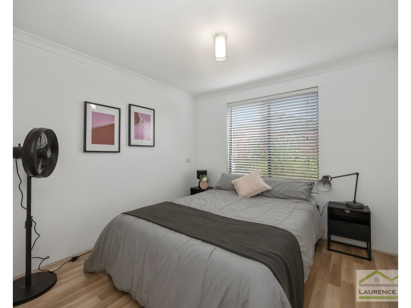 8 Mintaro Parade, Quinns Rocks WA 6030