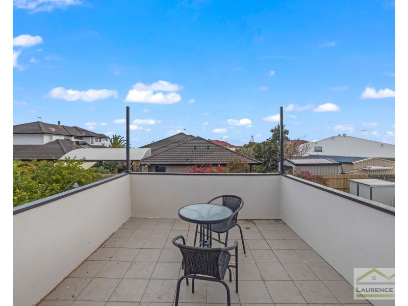 8 Mintaro Parade, Quinns Rocks WA 6030