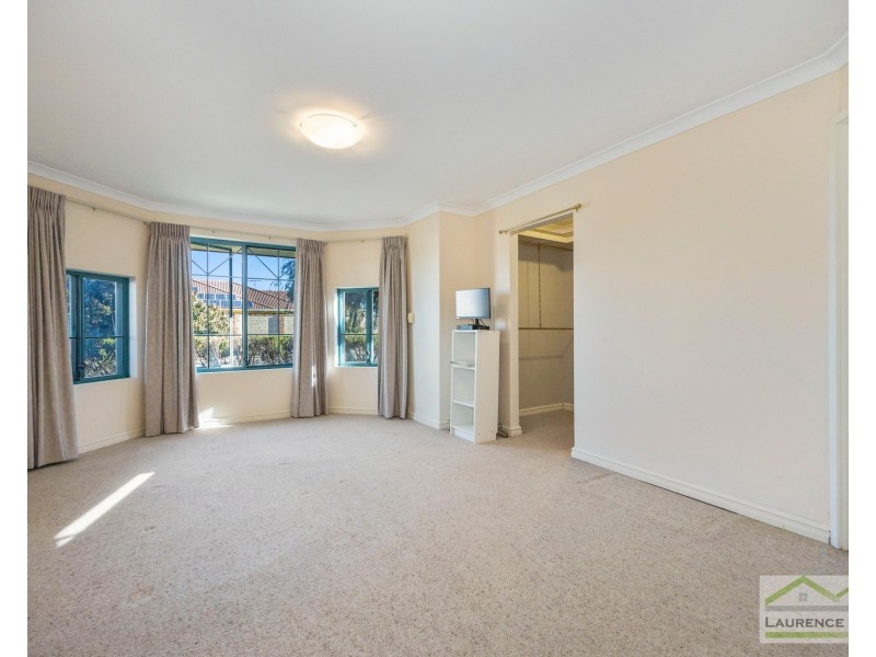 34 Rothesay Heights, Mindarie WA 6030