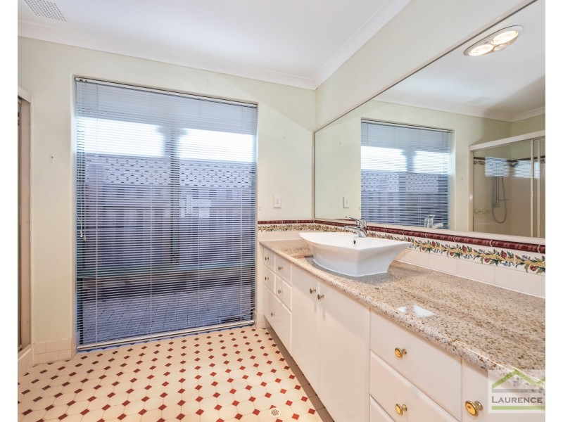 34 Rothesay Heights, Mindarie WA 6030