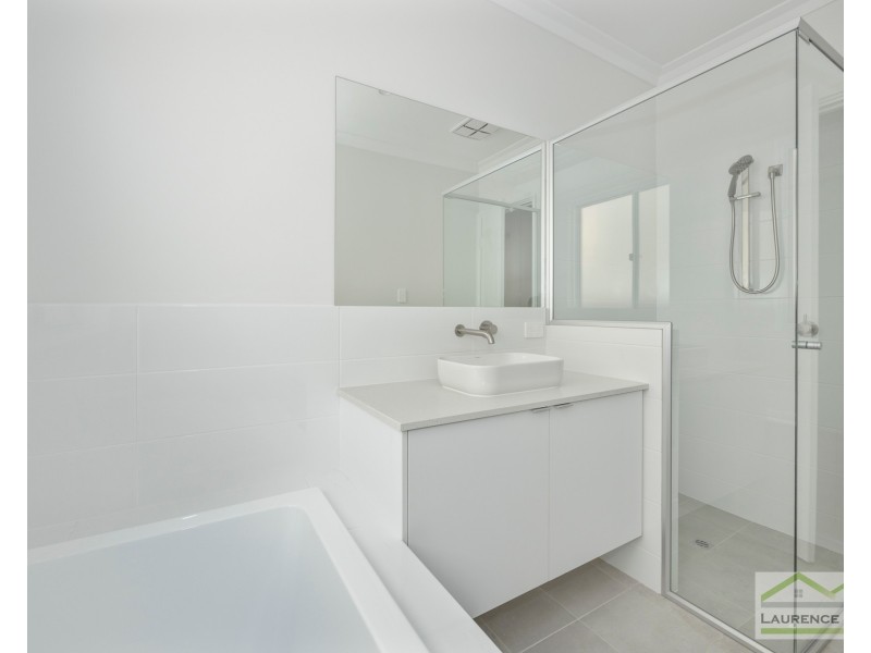 13 Kinsale Drive, Mindarie WA 6030