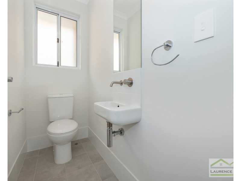 13 Kinsale Drive, Mindarie WA 6030