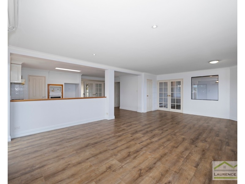 40 Kinsale Drive, Mindarie WA 6030
