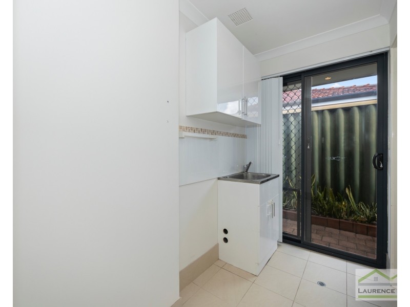 4 Howe Elbow, Quinns Rocks WA 6030
