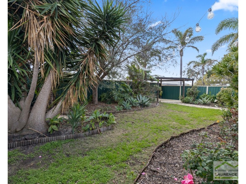 4 Howe Elbow, Quinns Rocks WA 6030