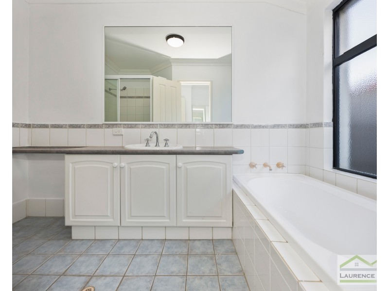 37 Seville Crest, Mindarie WA 6030