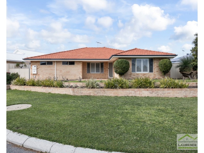 24 Tableland Way, Carramar WA 6031