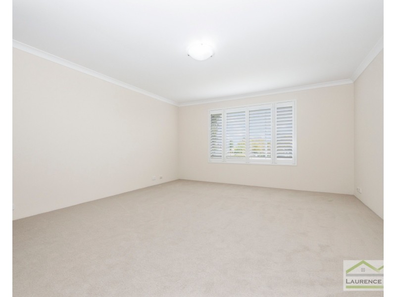 24 Tableland Way, Carramar WA 6031