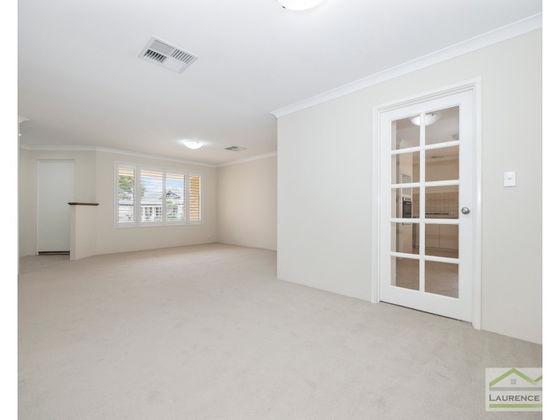 24 Tableland Way, Carramar WA 6031