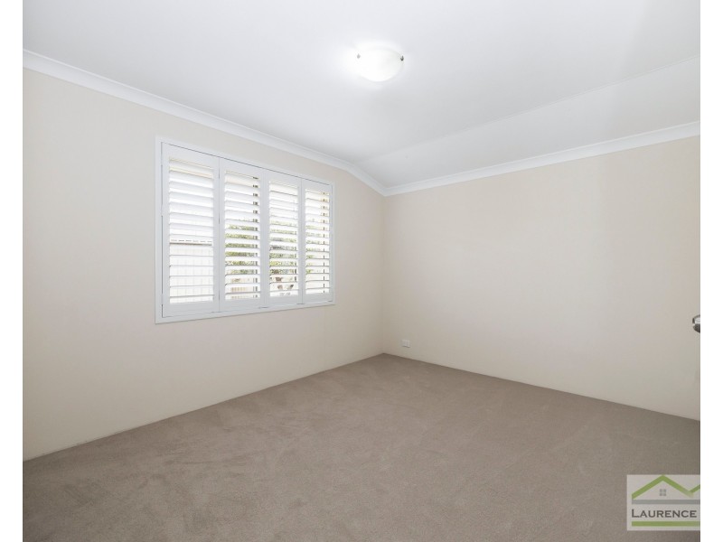 24 Tableland Way, Carramar WA 6031