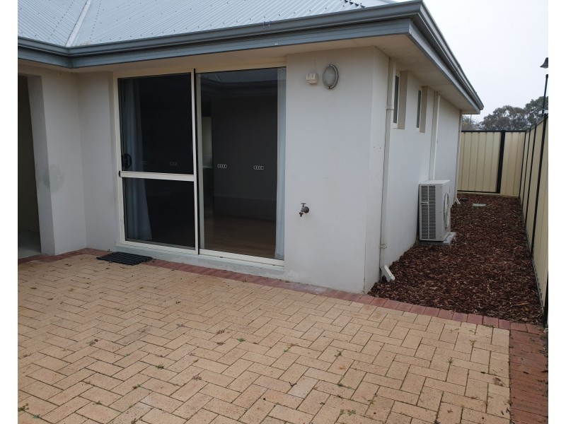 1 Tambelyn Street, Clarkson WA 6030