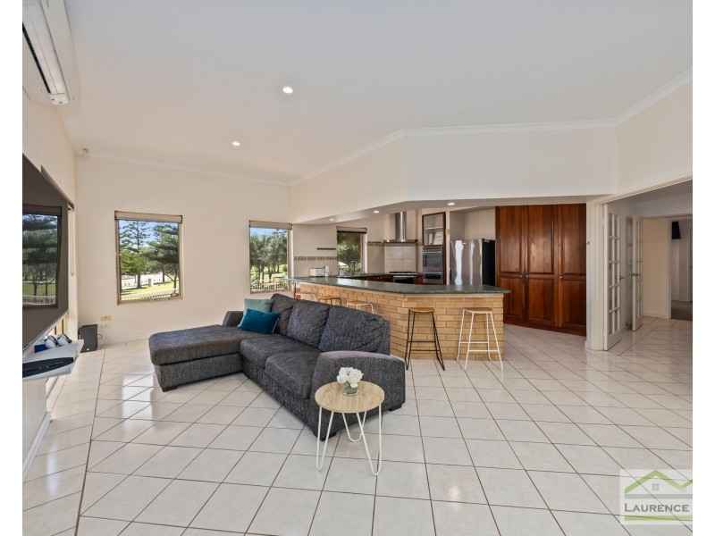 2 Halmstad Circle, Mindarie WA 6030