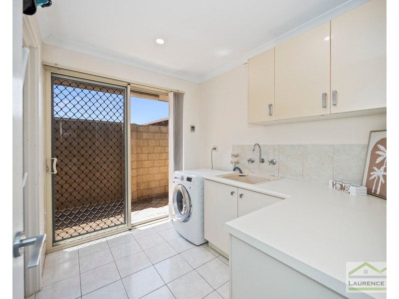 2 Halmstad Circle, Mindarie WA 6030